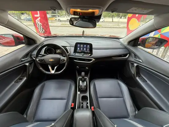 CHEVROLET-TRACKER-2023