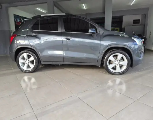 CHEVROLET-TRACKER-2013