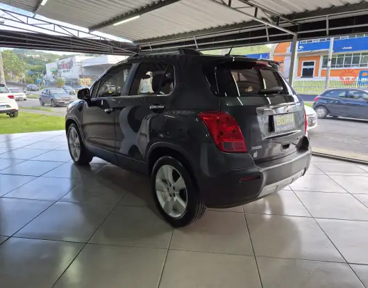 CHEVROLET-TRACKER-2013