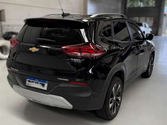 CHEVROLET-TRACKER-2022