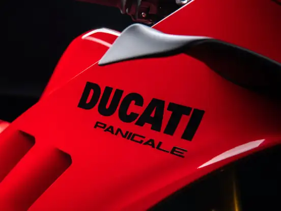DUCATI-PANIGALE V4 S DUCATI-PANIGALE V4 S-2024