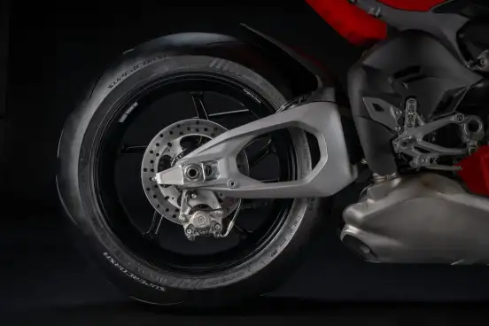 DUCATI-PANIGALE V4 S DUCATI-PANIGALE V4 S-2025