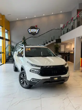 FIAT TORO 1.3 TURBO 270 FLEX FREEDOM AT6 FIAT TORO 1.3 TURBO 270 FLEX FREEDOM AT6