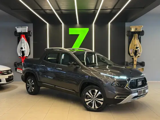 FIAT TORO 2.0 16V TURBO DIESEL VOLCANO 4WD AT9 FIAT TORO 2.0 16V TURBO DIESEL VOLCANO 4WD AT9