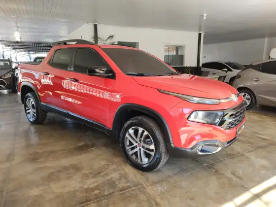 FIAT TORO 2.4 16V MULTIAIR FLEX FREEDOM AT9 FIAT TORO 2.4 16V MULTIAIR FLEX FREEDOM AT9