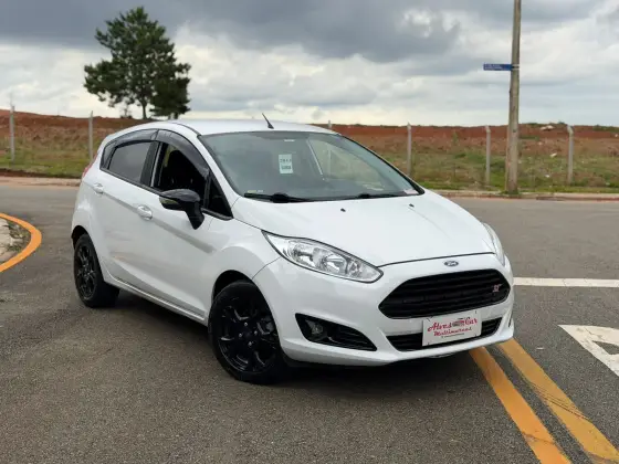 FORD FIESTA 1.5 SE HATCH 16V FLEX 4P MANUAL