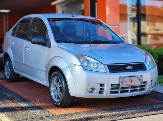 FORD FIESTA 1.6 MPI SEDAN 8V FLEX 4P MANUAL