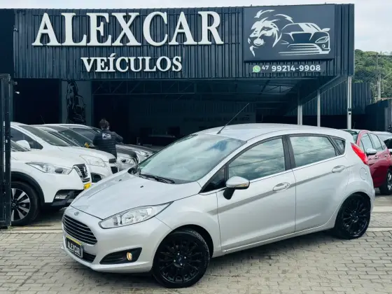 FORD FIESTA 1.6 TITANIUM HATCH 16V FLEX 4P POWERSHIFT