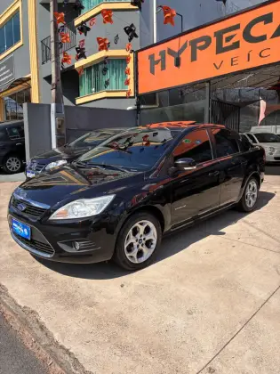 FORD FOCUS 2.0 TITANIUM SEDAN 16V FLEX 4P AUTOMÁTICO