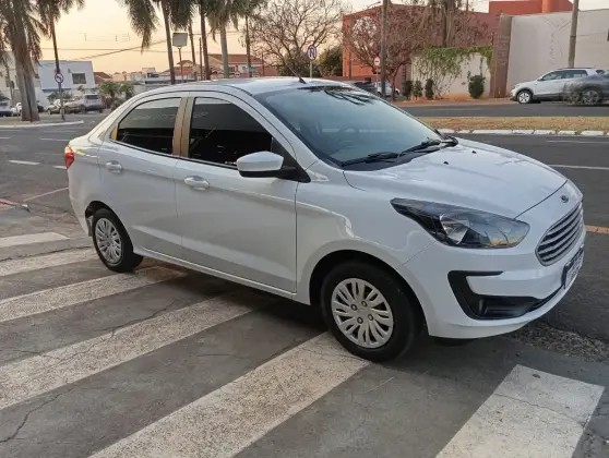 FORD KA 1.5 TI-VCT FLEX SE SEDAN MANUAL FORD KA 1.5 TI-VCT FLEX SE SEDAN MANUAL