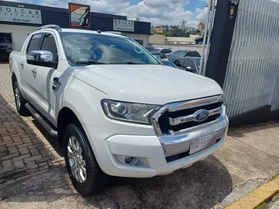 FORD RANGER 3.2 LIMITED 4X4 CD 20V DIESEL 4P AUTOMÁTICO
