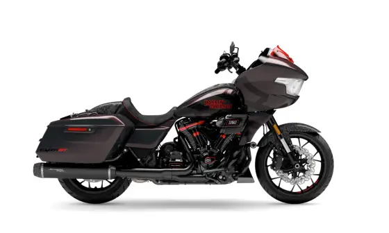 HARLEY-DAVIDSON CVO ROAD GLIDE ST 