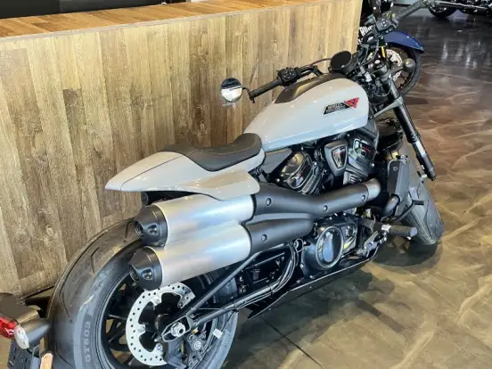 HARLEY-DAVIDSON-SPORTSTER S HARLEY-DAVIDSON-SPORTSTER S-2025