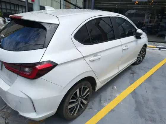 HONDA CITY 1.5 i-VTEC FLEX HATCH EXL CVT