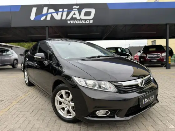 HONDA CIVIC 1.8 EXS 16V FLEX 4P AUTOMÁTICO HONDA CIVIC 1.8 EXS 16V FLEX 4P AUTOMÁTICO