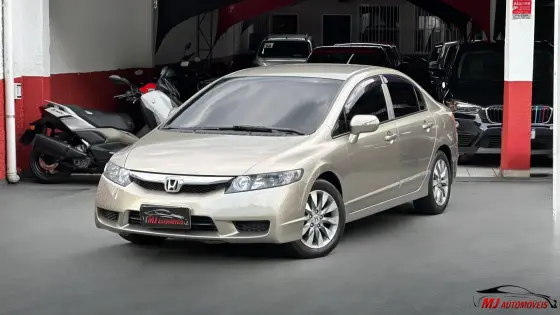 HONDA CIVIC 1.8 LXL 16V FLEX 4P AUTOMÁTICO HONDA CIVIC 1.8 LXL 16V FLEX 4P AUTOMÁTICO