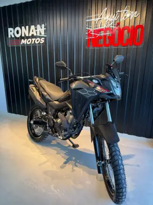 HONDA XRE 300 SAHARA HONDA XRE 300 SAHARA