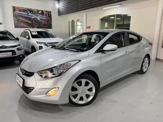 HYUNDAI ELANTRA 1.8 GLS 16V GASOLINA 4P AUTOMÁTICO