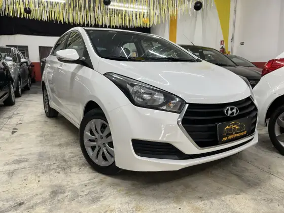 HYUNDAI HB20 1.0 COMFORT PLUS 12V FLEX 4P MANUAL