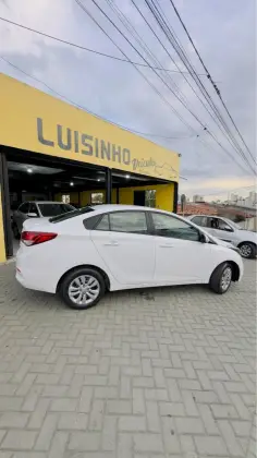 HYUNDAI HB20S 1.6 COMFORT PLUS 16V FLEX 4P AUTOMÁTICO
