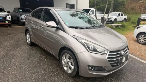 HYUNDAI HB20S 1.6 PREMIUM 16V FLEX 4P AUTOMÁTICO HYUNDAI HB20S 1.6 PREMIUM 16V FLEX 4P AUTOMÁTICO