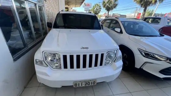 JEEP CHEROKEE 3.7 SPORT 4X4 V6 12V GASOLINA 4P AUTOMÁTICO JEEP CHEROKEE 3.7 SPORT 4X4 V6 12V GASOLINA 4P AUTOMÁTICO