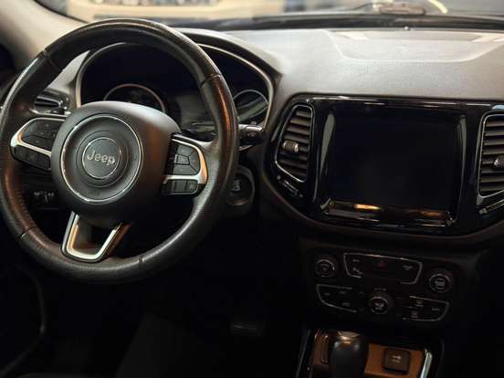 JEEP-COMPASS-2.0 16V FLEX LIMITED AUTOMÁTICO JEEP-COMPASS-2018