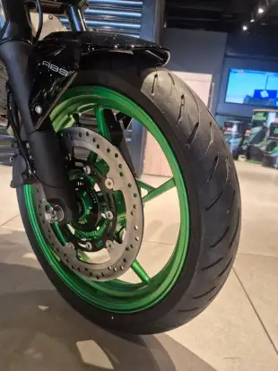 KAWASAKI-Z500 SE KAWASAKI-Z500 SE-2025
