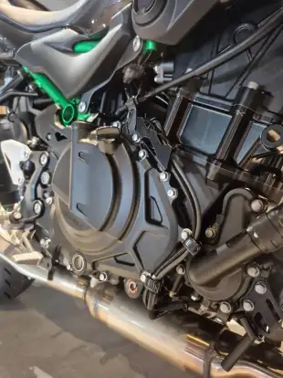 KAWASAKI-Z500 SE-2025