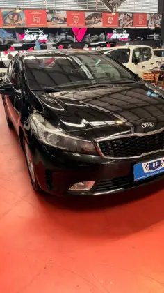 KIA CERATO 1.6 SX 16V FLEX 4P AUTOMÁTICO KIA CERATO 1.6 SX 16V FLEX 4P AUTOMÁTICO