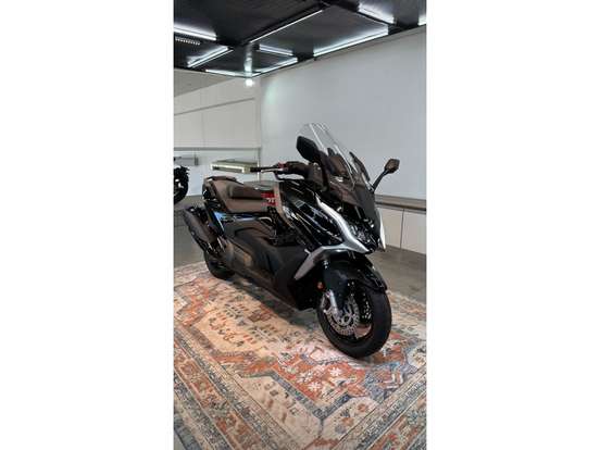KYMCO-AK 550i-2025
