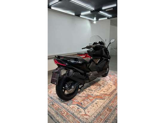 KYMCO-AK 550i-2025