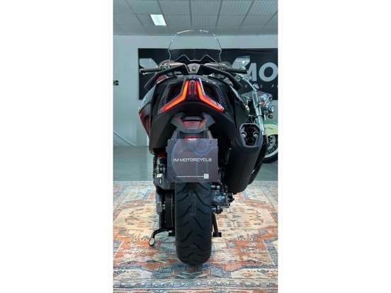 KYMCO-AK 550i-2025