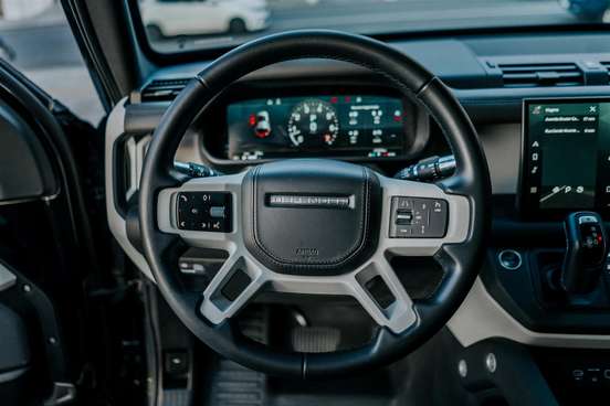 LAND ROVER-DEFENDER-2021