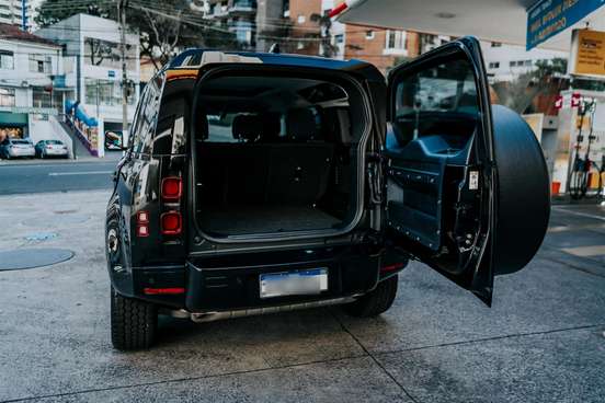 LAND ROVER-DEFENDER-2021
