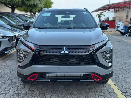 MITSUBISHI ECLIPSE CROSS 1.5 MIVEC TURBO GASOLINA HPE BLACK CVT MITSUBISHI ECLIPSE CROSS 1.5 MIVEC TURBO GASOLINA HPE BLACK CVT