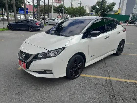 NISSAN LEAF B12P 40 ELÉTRICO