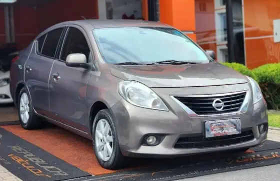 NISSAN VERSA 1.6 16V FLEX SL 4P MANUAL NISSAN VERSA 1.6 16V FLEX SL 4P MANUAL
