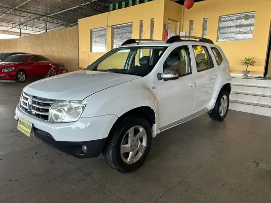 RENAULT DUSTER 2.0 DYNAMIQUE 4X2 16V FLEX 4P AUTOMÁTICO