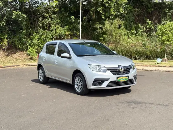 RENAULT SANDERO 1.0 12V SCE FLEX ZEN MANUAL RENAULT SANDERO 1.0 12V SCE FLEX ZEN MANUAL