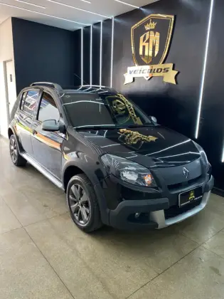 RENAULT SANDERO 1.6 STEPWAY 8V FLEX 4P MANUAL RENAULT SANDERO 1.6 STEPWAY 8V FLEX 4P MANUAL