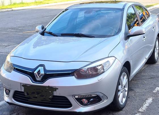 RENAULT FLUENCE 2.0 PRIVILÉGE 16V FLEX 4P AUTOMÁTICO