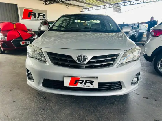 TOYOTA COROLLA 2.0 XEI 16V FLEX 4P AUTOMÁTICO TOYOTA COROLLA 2.0 XEI 16V FLEX 4P AUTOMÁTICO