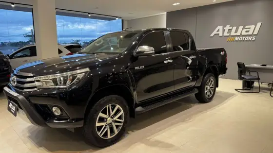 TOYOTA HILUX 2.8 SRX 4X4 CD 16V DIESEL 4P AUTOMÁTICO TOYOTA HILUX 2.8 SRX 4X4 CD 16V DIESEL 4P AUTOMÁTICO