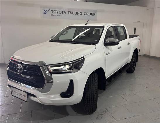 TOYOTA HILUX 2.8 D-4D TURBO DIESEL CD SRV 4X4 AUTOMÁTICO
