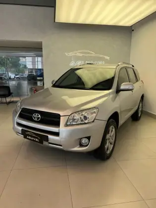 TOYOTA RAV4 2.4 4X2 16V GASOLINA 4P AUTOMÁTICO