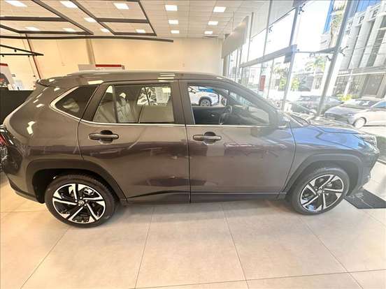 TOYOTA-YARIS CROSS-2026