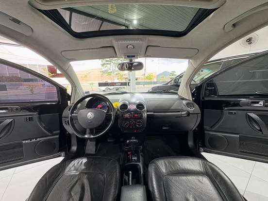 VOLKSWAGEN-NEW BEETLE-2009