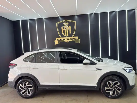 VOLKSWAGEN NIVUS 1.0 200 TSI TOTAL FLEX COMFORTLINE AUTOMÁTICO