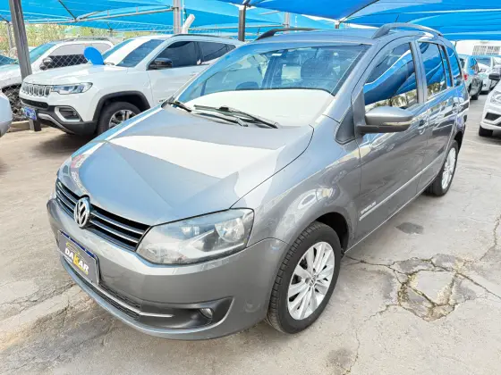 VOLKSWAGEN SPACEFOX 1.6 MI SPORTLINE 8V FLEX 4P MANUAL VOLKSWAGEN SPACEFOX 1.6 MI SPORTLINE 8V FLEX 4P MANUAL